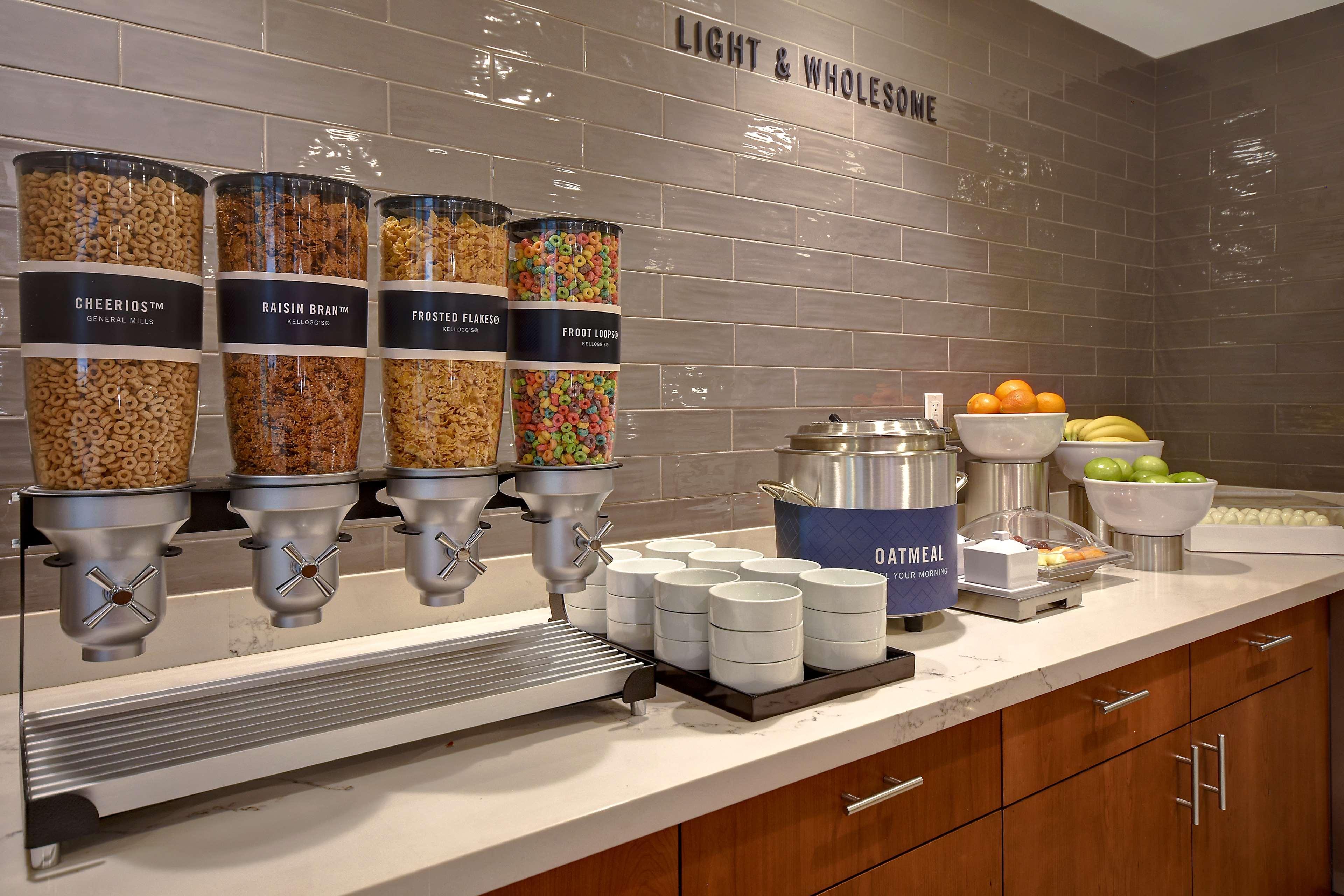 Hampton Inn & Suites Las Vegas Convention Center - No Resort Fee Eksteriør bilde