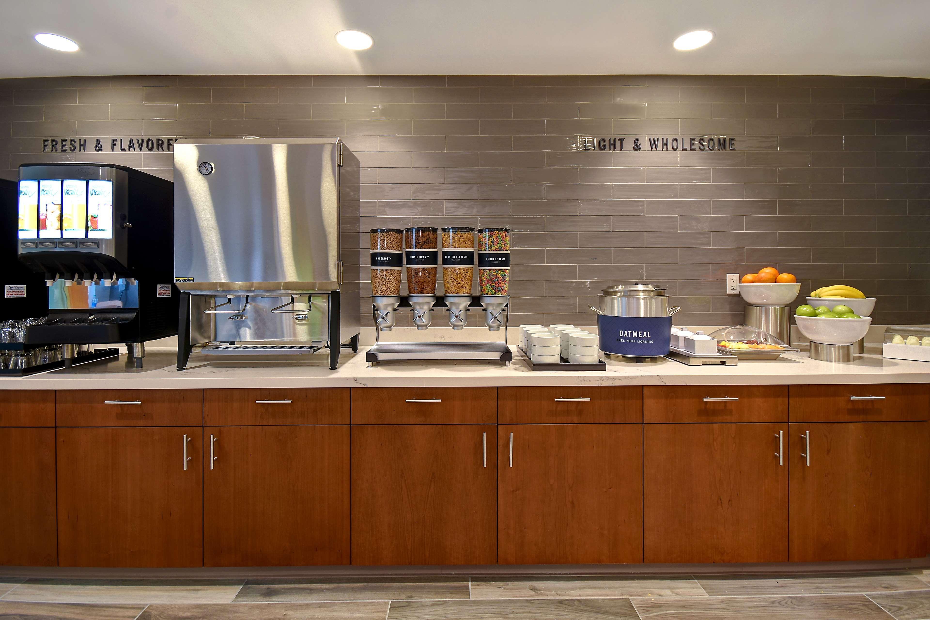 Hampton Inn & Suites Las Vegas Convention Center - No Resort Fee Eksteriør bilde
