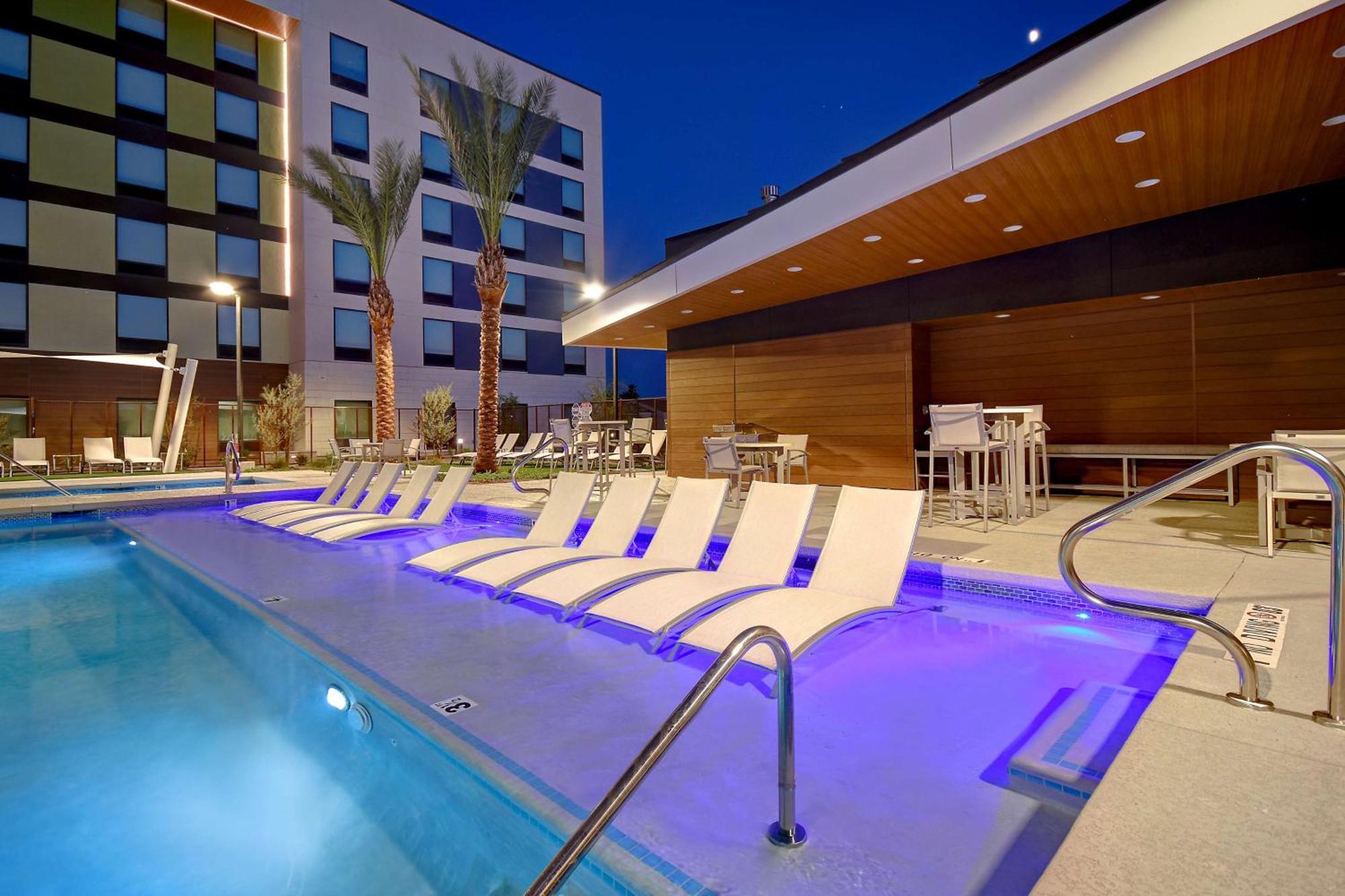 Hampton Inn & Suites Las Vegas Convention Center - No Resort Fee Eksteriør bilde