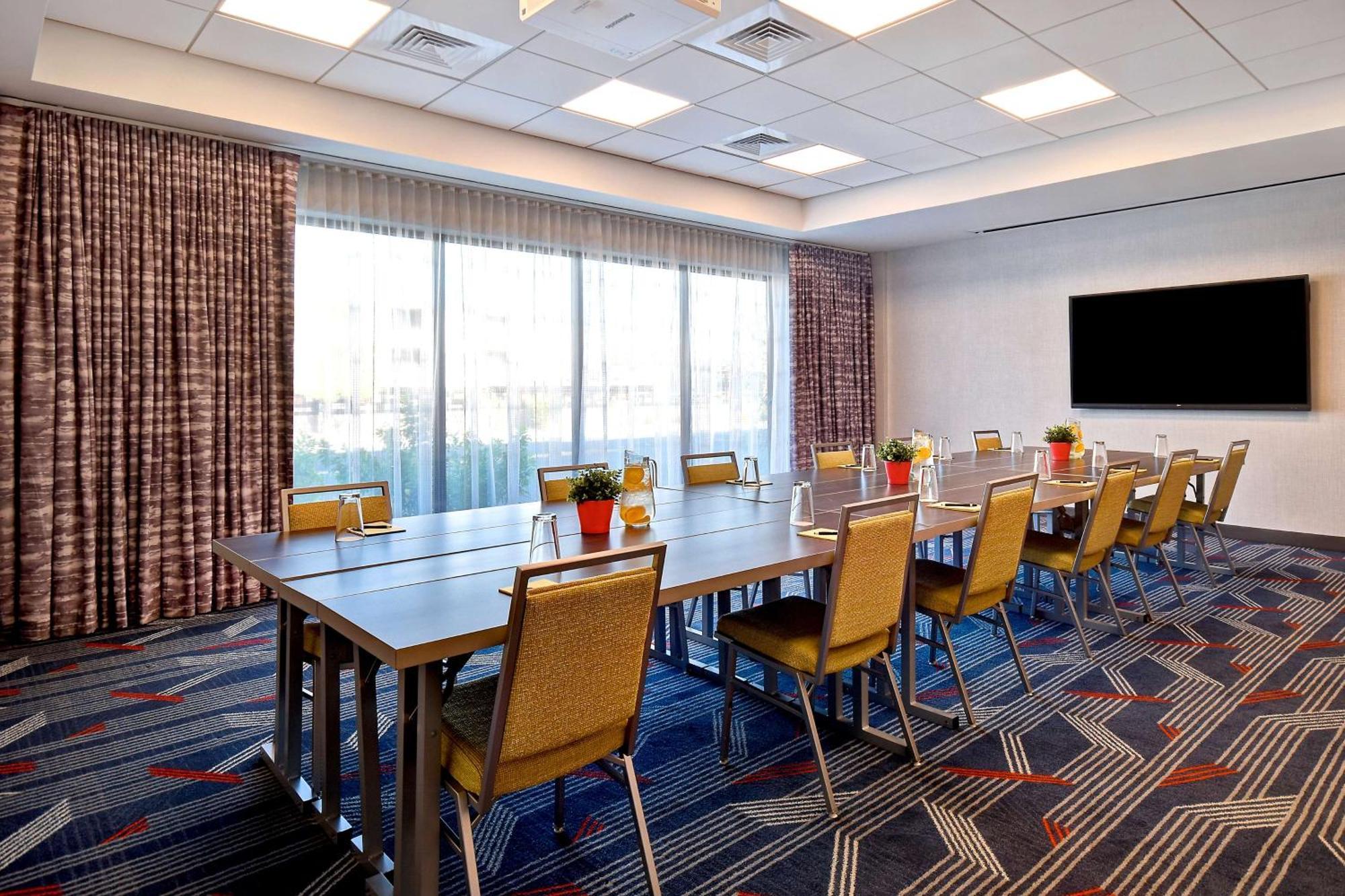 Hampton Inn & Suites Las Vegas Convention Center - No Resort Fee Eksteriør bilde