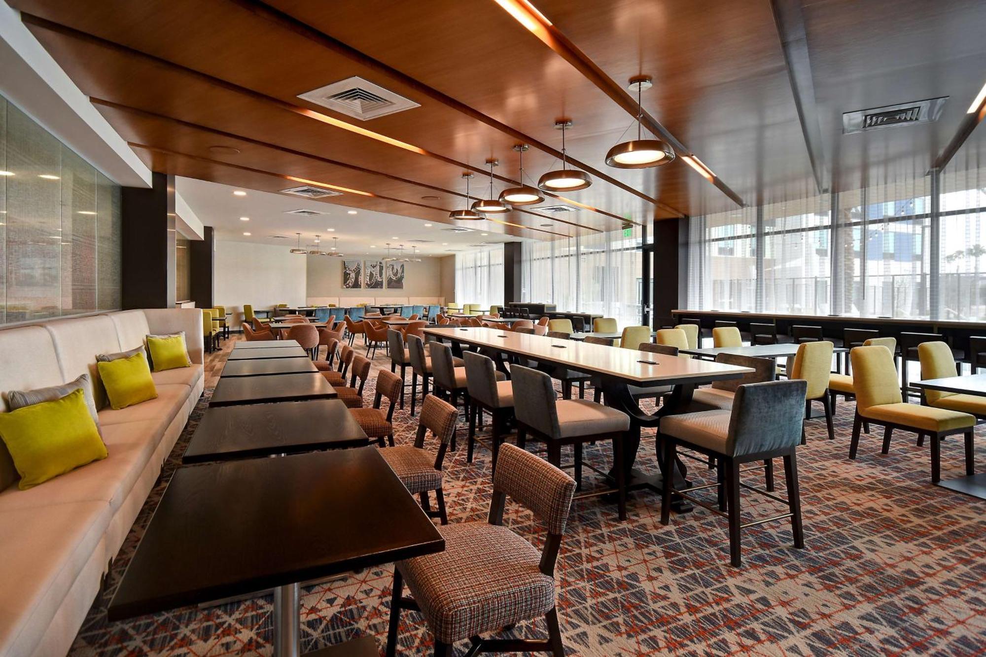 Hampton Inn & Suites Las Vegas Convention Center - No Resort Fee Eksteriør bilde